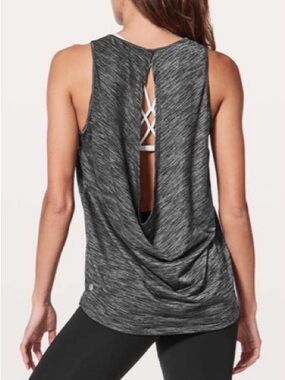 Lululemon Low Key Tank Heathered Black Grey
Size Small 16”ptp EUC Soft Cute